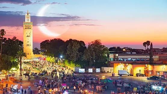Koutoubia Mosque and Djemaa el-Fna square on private Marrakech guided tour
